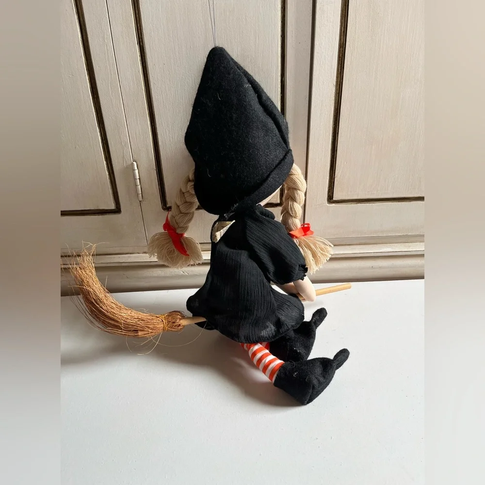 Vintage Applause 1984 Halloween Hanging Girl Witch with broom yarn, cloth, fiber